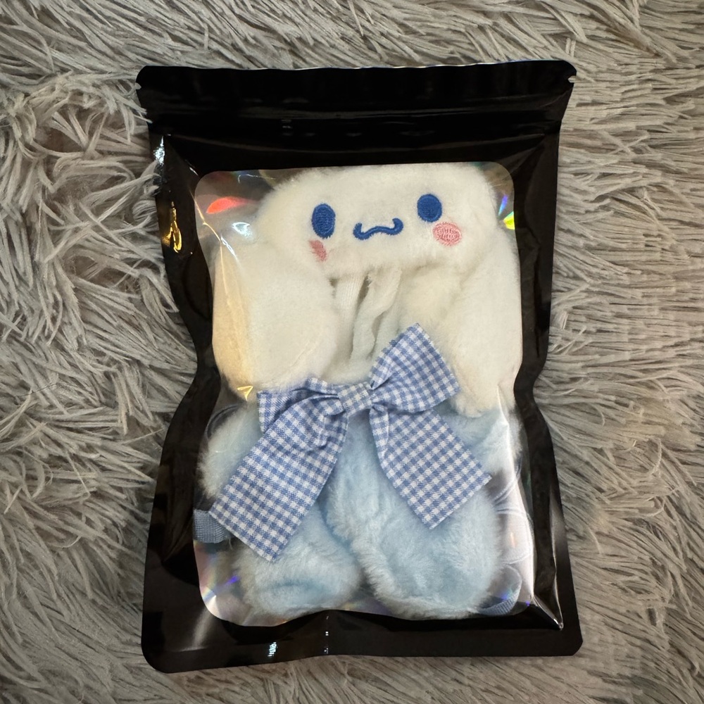 LABUBU Outfits- SANRIO Cinnamoroll Plush Onesie Crossbody